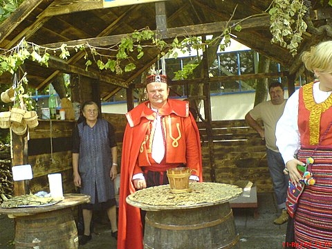 Festival soparnika u Dugom Ratu